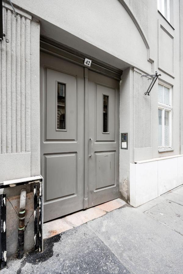 Stylish Downtown Studio Boedapest Buitenkant foto